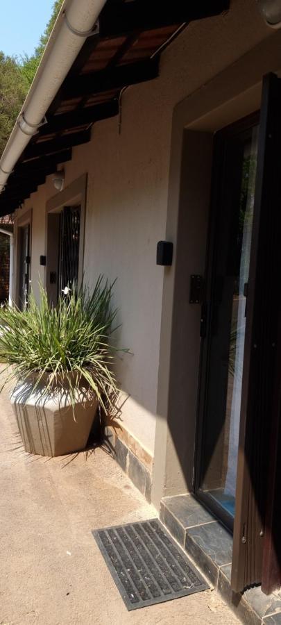 פרטוריה Atterbury Self Catering Studios מראה חיצוני תמונה